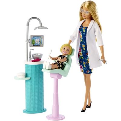 Barbie Poupée Mannequin Fashionistas Poupée avec Fauteuil Roulant et Rampe, Cheveux Noirs frisés, Combishort cœurs Multicolores, vêtements et Accessoires, Jouet Enfant, Dès 3 Ans, HJT14 Barbie Poupée Mannequin Fashionistas Poupée avec Fauteuil Roulant et Rampe, Cheveux Noirs frisés, Combishort cœurs Multicolores, vêtements et Accessoires, Jouet Enfant, Dès 3 Ans, HJT14