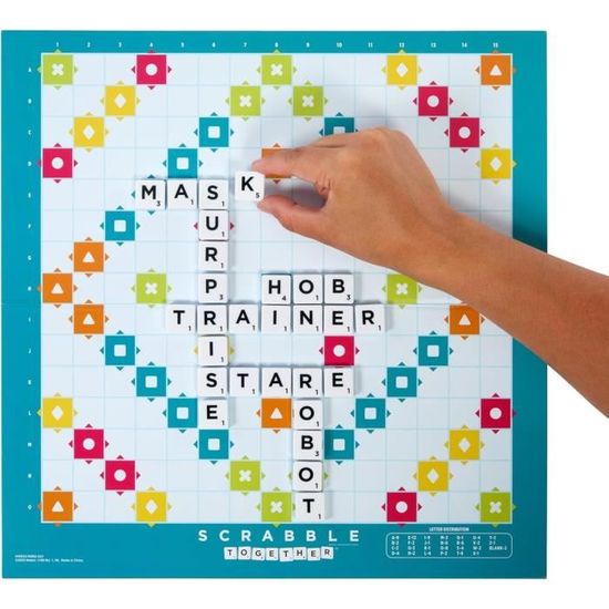 Scrabble Classique - Version Française - Jeu De Société Pour Toute La Famille (2 à 4 Joueurs)