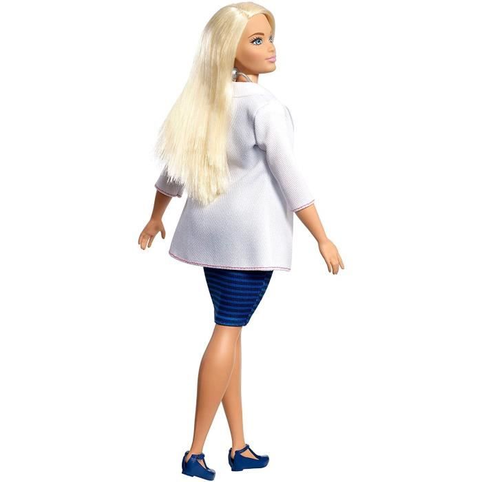 BARBIE Poupée Barbie cheveux noirs - Thèmes noël 2019 - Barbie pas