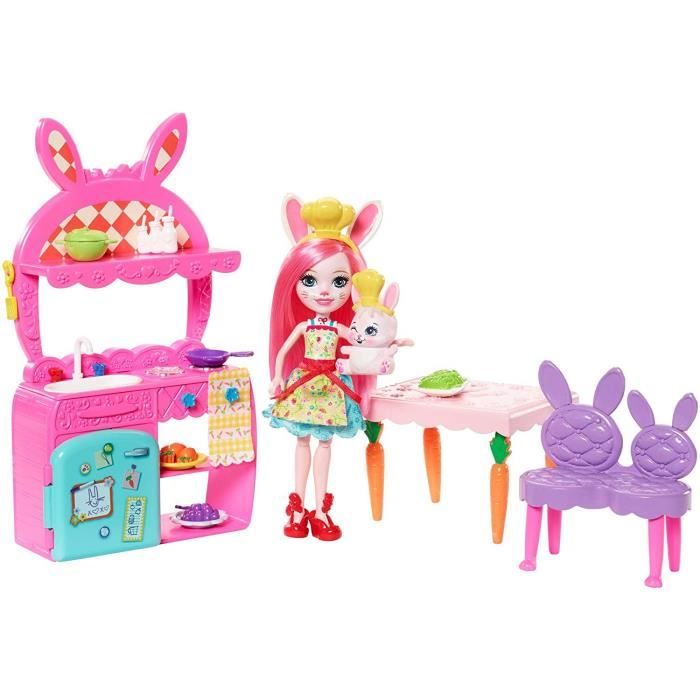 poupee avec animaux