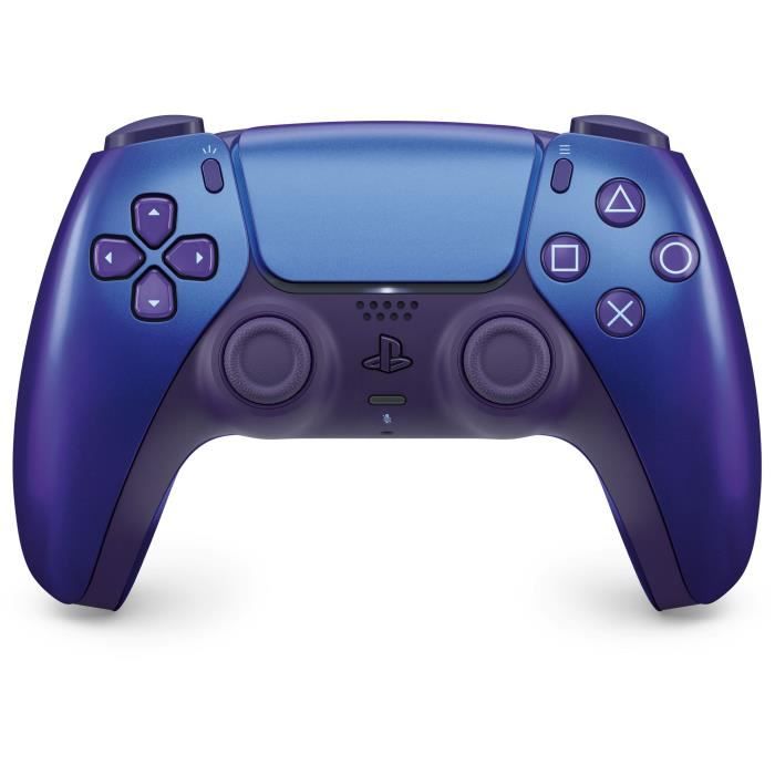 La manette sans fil DualSense® Chroma Indigo apporte une nouvelle touche d’éclat à la collection des accessoires PlayStation®5. Profitez d’un retour haptique et de gâchettes adaptatives pour une expérience de jeu immersive. Connectez-vous facilement à différents appareils et améliorez votre expérience vidéoludique sur PC.