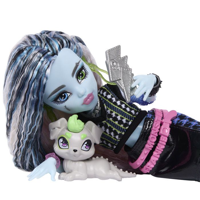 Poupée Monster High JHK31 – Frankie Stein, 7 Accessoires Inclus