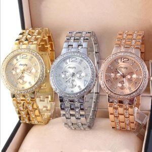 SHARPHY Lot de 3 montres bracelets - Pour femme - Quartz - Analogique - Coloris : or, argent et rose SHARPHY Lot de 3 montres bracelets - Pour femme - Quartz - Analogique - Coloris : or, argent et rose