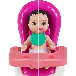 Barbie Skipper Baby-Sitter – Coffret Avec Poupée Brune, Bébé Blonde, Poussette Et Siège Auto, 7 Accessoires, Dès 4 Ans