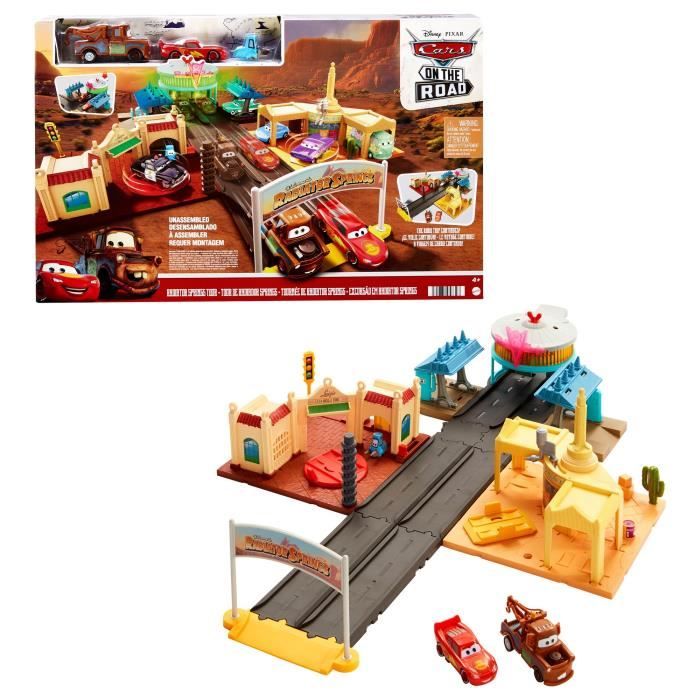 Coffret Aventure mini-véhicules CARS D+ - Radiator Springs - 4 ans et +