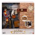 Harry Potter - Coffret Collector Quai 9 3/4, avec poupée et chouette Hedwige, bagages et accessoires - Poupée Figurine - Dès 6 ans-4